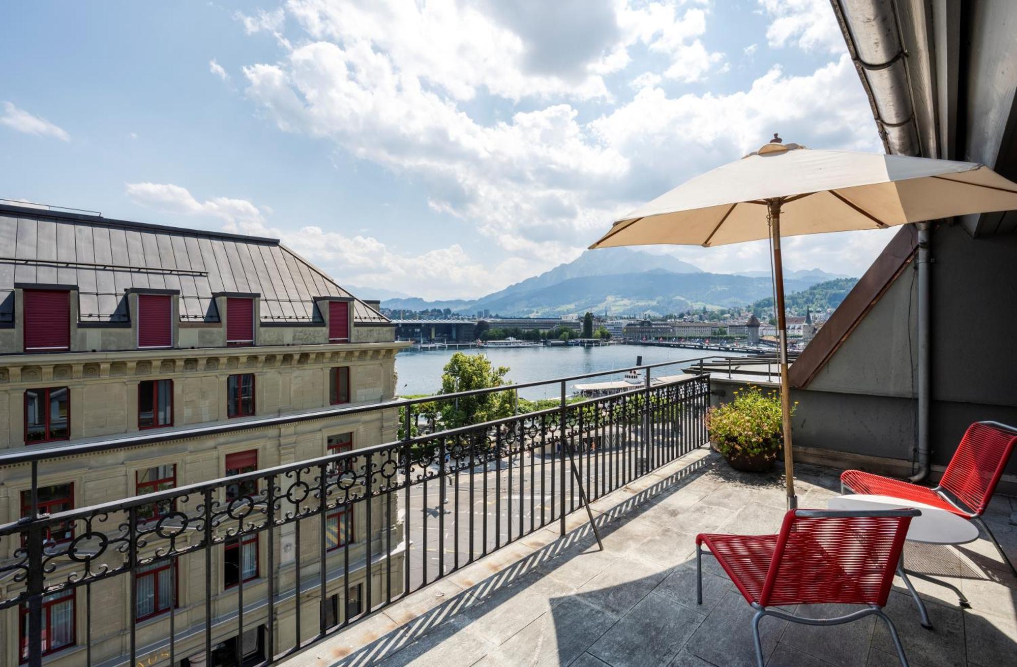 Hotel Rebstock Lucerne Bagian luar foto