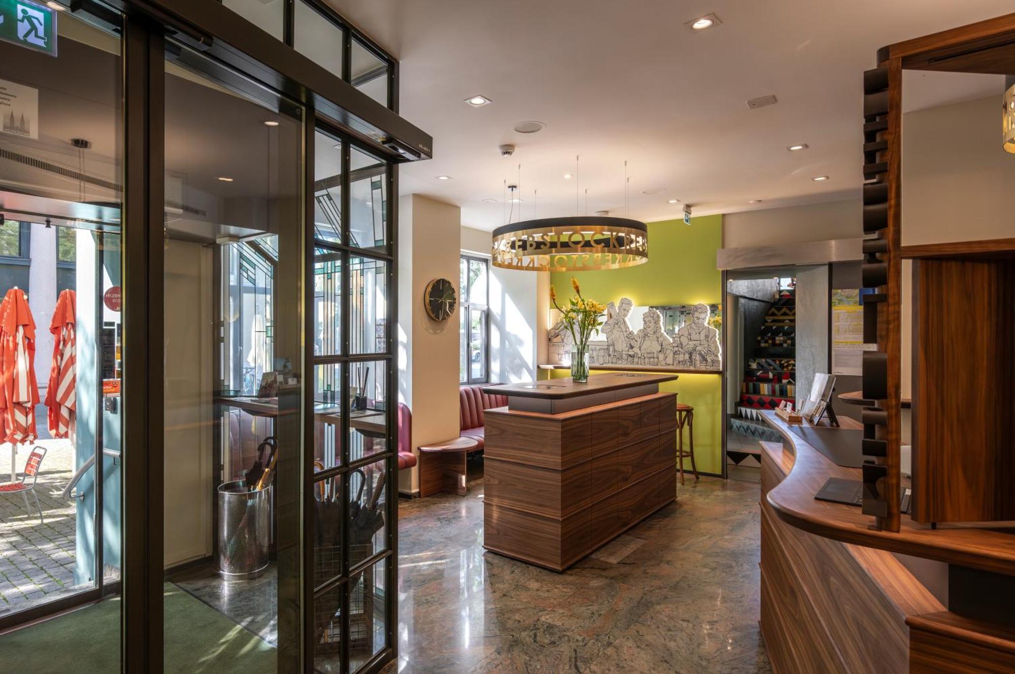 Hotel Rebstock Lucerne Bagian luar foto